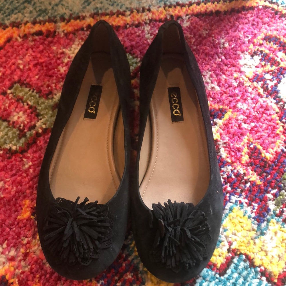Ecco Pom flats